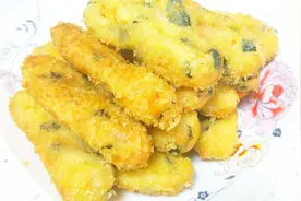 教你用土豆和糯米粉做美食，搓一搓再炸一下，老婆说吃出了肉味！视频封面