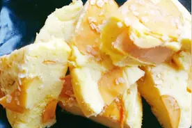 好吃不上火的苹果蒸蛋糕来了，做法简单易上手不用烤箱照样做美食