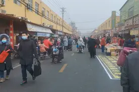 快过年了，带您看看邯郸最大的商贸市场——复兴商贸城视频封面