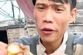渔民大哥就喜欢吃鲍鱼，原来这个部位不能吃，小的鲍鱼就是Ｑ弹视频封面