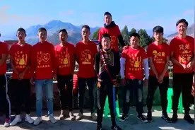 实拍凉山农村彝族婚礼：啤酒当水喝，彪悍的酒文化你敢来挑战吗视频封面
