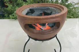 家中废弃花盆不要丢，和水泥搭配，制作出烤肉的小火炉视频封面