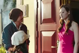 徐峥有每个前女友的把柄，带着张子枫去找她们还钱，就没失手过视频封面