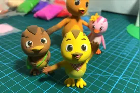 “麦琪，举起手来”好简单的超轻黏土手工制作《萌鸡小队》玩偶视频封面
