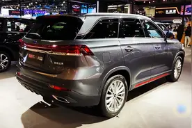 10万内也有“静音王”！三层隔音+188Ps，车长4米7，后排堪比大床