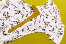 连衣裙袖子太紧勒得不舒服？教你新改法，时尚又舒适#4K视频封面