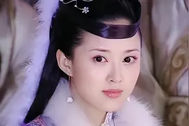 颜丹晨19-44岁变化，原来她不仅是国家一级演员还是三八红旗手！视频封面
