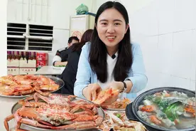 在中国海鲜之都，400元实现海鲜自由！虾如手掌大，鱼汤比味精鲜视频封面