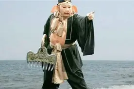 猪八戒使用的兵器为什么是钉耙，而不是其它兵器其中有什么玄机视频封面