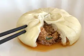 速冻包子的做法，一次多做点冻起来，想吃直接蒸，薄皮大馅汤汁多视频封面