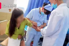 火锅打翻烫伤小姐姐！处理得当很重要，避免留下明显伤疤！视频封面