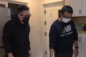 邻居装修安鞋柜，削薄两家共用墙，两家最终决定这样解决...视频封面