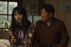 受益人：大鹏为柳岩买表，柳岩居然不满足，非要镶钻的！视频封面