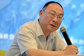 金灿荣：我现在反对把孩子送到美国！视频封面