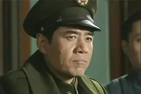 信者：罪犯上军事法庭，谁知起诉书上全是他的赫赫战功，真了不起视频封面