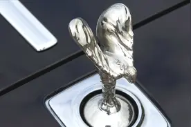 劳斯莱斯的车标值多少钱？黄金白银纯手工打造，黑科技多视频封面