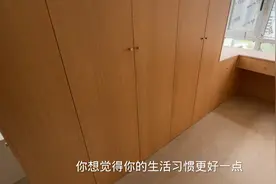 衣柜门做到顶落到地，老板现场直夸好看，但有业主却说不好搞卫生视频封面