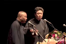 媳妇跟小贩打起来，老郭抓起烧饼就吃，夫妻俩是真饿惨了视频封面