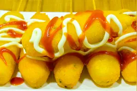 家里还剩5个土豆，教你一个新吃法，外脆里糯，孩子吃一次就上瘾