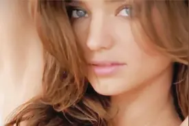 世界名模米兰达可儿Miranda Kerr视频封面