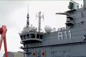 印度首艘国产航母“维克兰特”号正式服役，历时17年耗资25亿美元视频封面