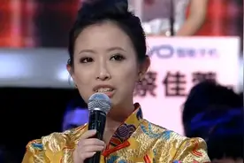 非诚勿扰：婚礼司仪一亮嗓音惊艳了，三位女神站起，牵手最美的视频封面