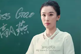 女学生阅读英语，发音太过标准，老师直言：我能听出籍贯来