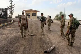 俄罗斯终于坐不住了，大批军人将赴利比亚作战，这次身份很特殊视频封面