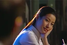 被相恋十年的男友抛弃的女人，终于遇到了人生中的真命天子视频封面