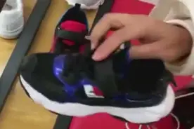 回力童鞋样品含可致儿童性早熟成分 “情怀”不是万能药视频封面
