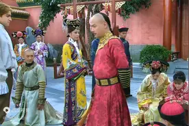 新还珠：小燕子屁股都被打开花，还不向皇上认错，五阿哥心疼坏了视频封面