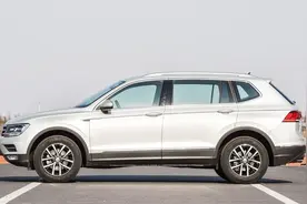 7座刚需首选车来了！新途观L28.28万元起，比旧版更有看点！视频封面