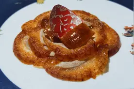 始创于1864年的全聚德老店，开出光影餐厅，吃到第二道菜就回本了视频封面