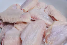 鸡翅这样做太好吃了，做法简单又家常，孩子特别爱吃，太香了