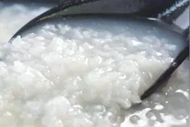 稀饭怎么煮黏稠不溢锅，教你这招，稀饭黏稠绵软不溢锅，太好吃了视频封面