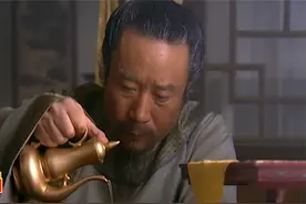 大结局：宋江被毒酒害死，李逵花荣生死相随，吴用自缢在忠义堂中