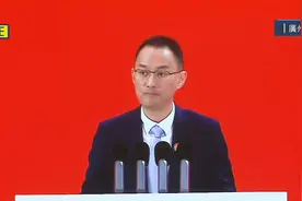 凤凰卫视董事局主席兼行政总裁徐威：勠力让世界听清楚中国声音视频封面