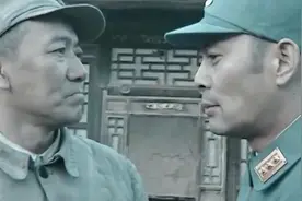 李云龙的靠山是旅长，丁伟的是副总指挥，孔捷的“靠山”令人惊讶视频封面