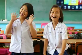 泰国洗脑神曲《ให้เคอรี่มาส่งได้บ่》童声版