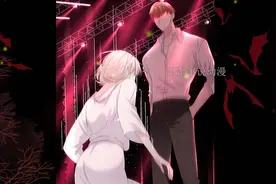 万众瞩目的高冷女星 居然在舞台上给陌生男子卑微的下跪视频封面
