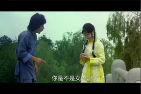 拳精：没见过美女？成龙一脸好奇，世上竟有这般浑身香气的美人视频封面