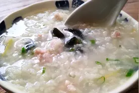 皮蛋瘦肉粥的懒人做法，掌握好米和水的比例，想失败都难视频封面