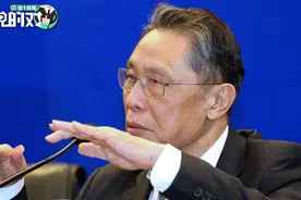 钟南山：连花清瘟对新冠肺炎治疗有效，284名病人康复率达91.5%视频封面