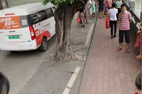 广州海珠区康乐桥，桥栏上坐了很多人都是服装临时工找工作视频封面