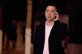 孤单不是与生俱来，而是由你爱上一个人的那一刻开始