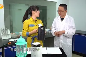 新闻大求真：市面上各种的灭蚊灯哪种效果更好呢？实验告诉你视频封面