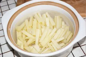 天冷了，多给孩子喝这汤水，清热解毒，止咳润肺，好处多多视频封面