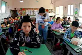 六年级孩子接受全县教学质量抽测，他们会紧张吗？带大家去看看吧视频封面