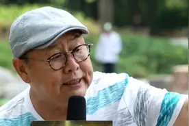 “猪八戒”讲述片场趣事，爆料六小龄童胆子小，玩失踪视频封面