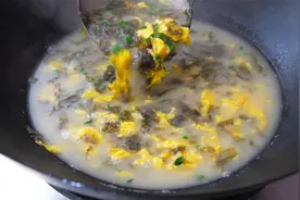 原来广东大厨是这样做紫菜鸡蛋汤的，难怪这么好喝，收藏了